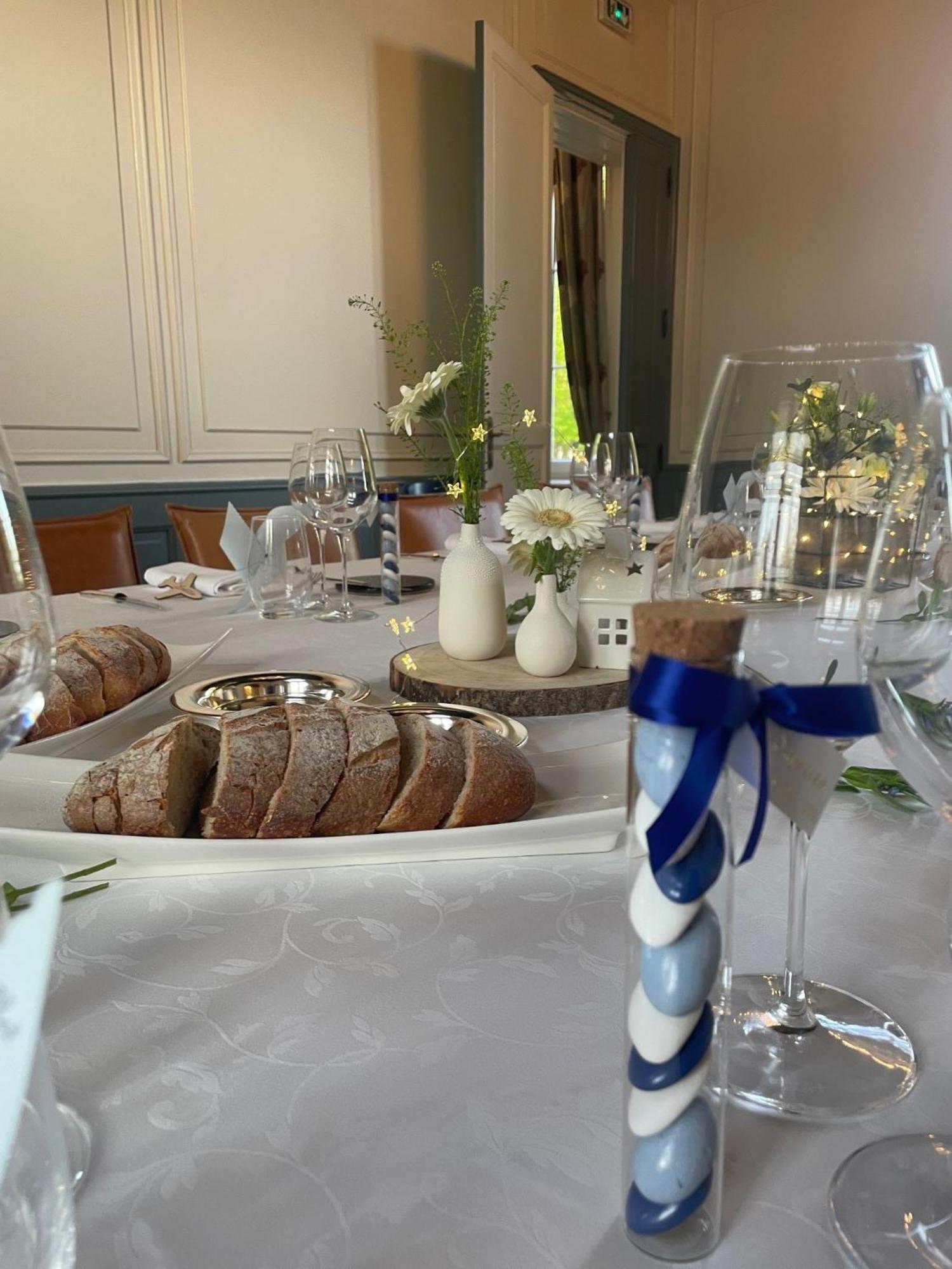 Grand Hotel "Chateau De Sully" - Piscine & Spa -Teritoria Sully  Εξωτερικό φωτογραφία